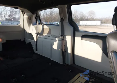 2017 Dodge Grand Caravan Sxt из США, поврежденный, VIN 2C4RDGCG6HR813647